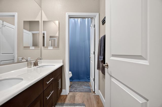 217 Seneca Way, Lodi, CA 95240