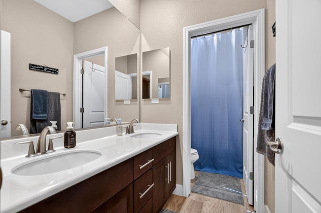 217 Seneca Way, Lodi, CA 95240