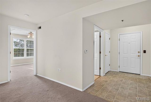 11095 Gravois Road 204, St Louis, MO 63126