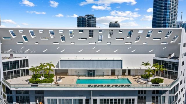 1300 Brickell Bay Dr 2700, Miami, FL 33131
