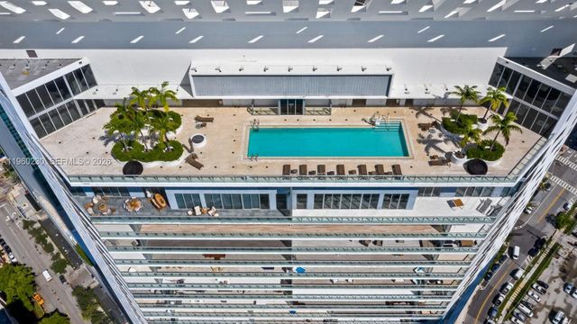 1300 Brickell Bay Dr 2700, Miami, FL 33131