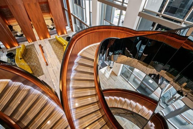 1300 Brickell Bay Dr 2700, Miami, FL 33131