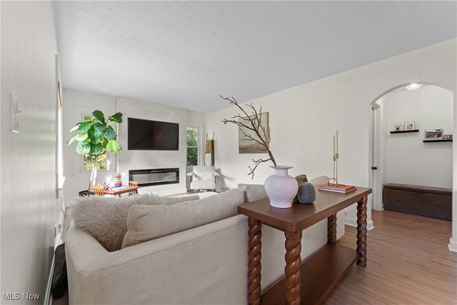 704 Woodlawn Avenue NW, Canton, OH 44708