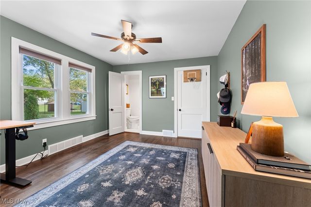 704 Woodlawn Avenue NW, Canton, OH 44708