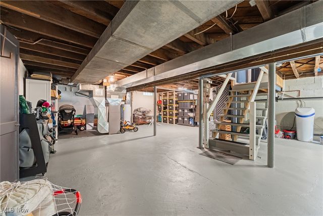 704 Woodlawn Avenue NW, Canton, OH 44708