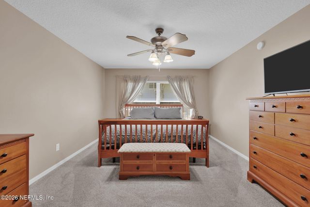 13696 DEVAN LEE Drive E, Jacksonville, FL 32226