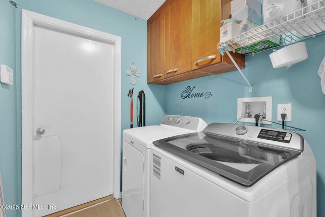 13696 DEVAN LEE Drive E, Jacksonville, FL 32226