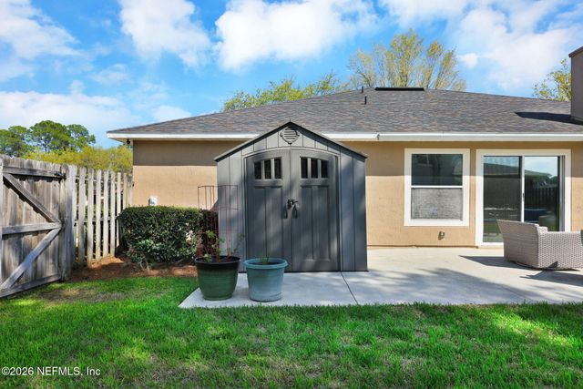 13696 DEVAN LEE Drive E, Jacksonville, FL 32226