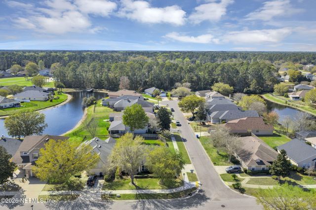 13696 DEVAN LEE Drive E, Jacksonville, FL 32226