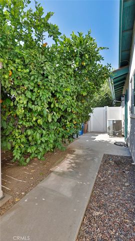 28335 Merridy, Highland, CA 92346
