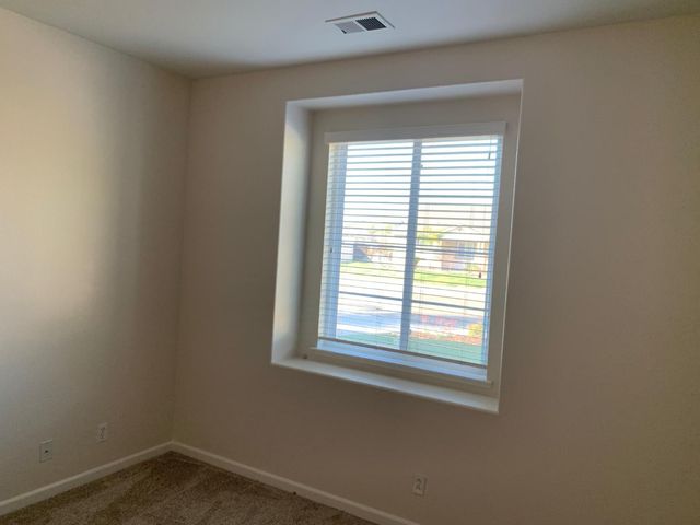 5401 W University Avenue, Fresno, CA 93722