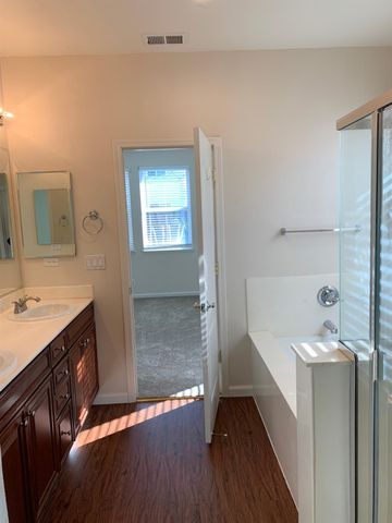 5401 W University Avenue, Fresno, CA 93722