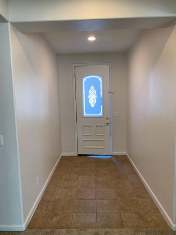 5401 W University Avenue, Fresno, CA 93722