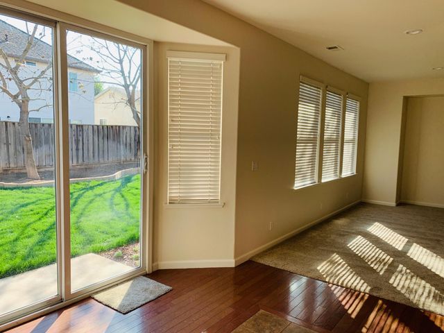 5401 W University Avenue, Fresno, CA 93722