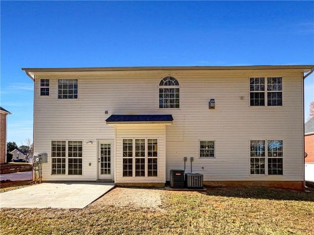 1211 Saxony SE Drive, Conyers, GA 30013