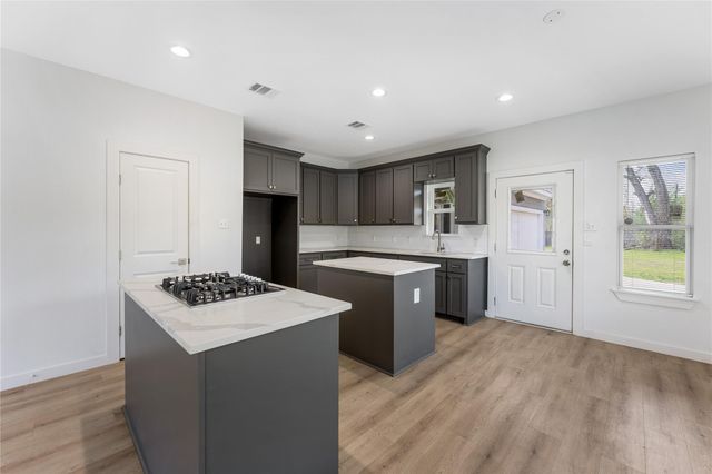 6441 De Priest Street, Houston, TX 77091