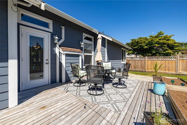 3924 Ruston Way, Bellingham, WA 98226