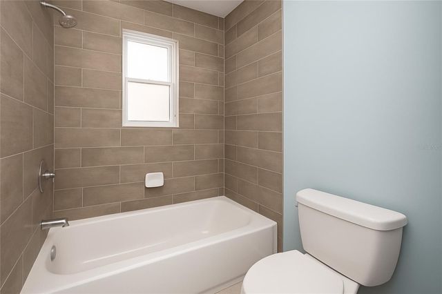 4107 HUDSON WAY, Tampa, FL 33618