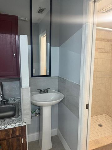 4107 HUDSON WAY, Tampa, FL 33618