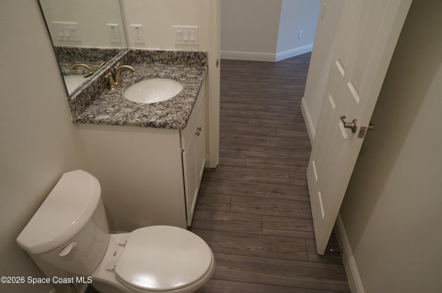 153 Oakcrest Avenue NE, Palm Bay, FL 32907