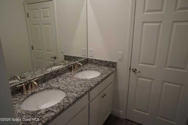 153 Oakcrest Avenue NE, Palm Bay, FL 32907