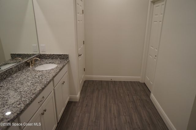 153 Oakcrest Avenue NE, Palm Bay, FL 32907