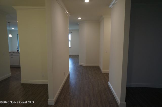 153 Oakcrest Avenue NE, Palm Bay, FL 32907