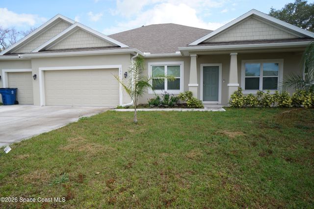 153 Oakcrest Avenue NE, Palm Bay, FL 32907