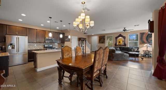 20728 W LEGEND Trail, Buckeye, AZ 85396