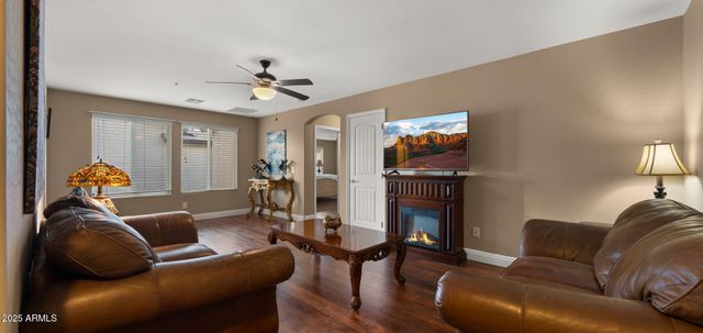 20728 W LEGEND Trail, Buckeye, AZ 85396