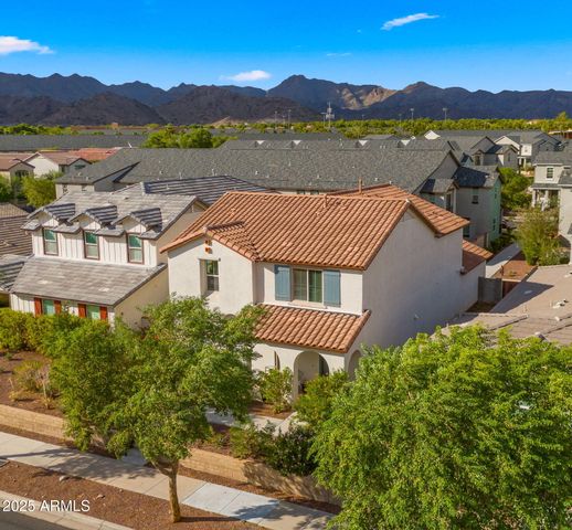 20728 W LEGEND Trail, Buckeye, AZ 85396