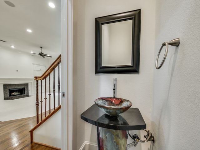 4330 Gilbert Avenue A, Dallas, TX 75219