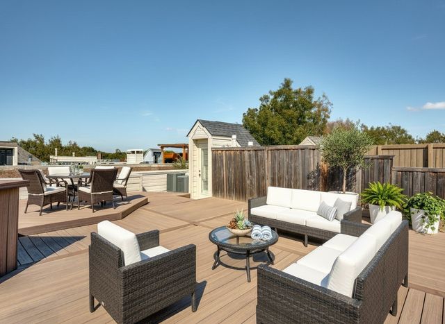 4330 Gilbert Avenue A, Dallas, TX 75219