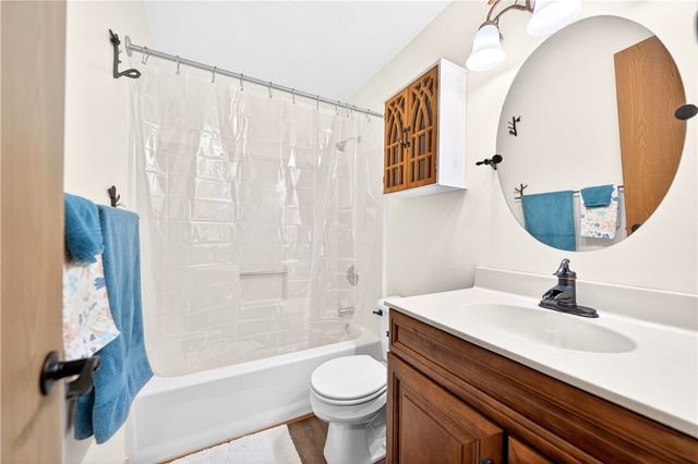 1245 Tanyard Ln, Hidden Valley, PA 15502