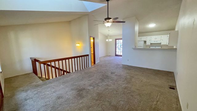 105 Arricola Ave E, St Augustine, FL 32080