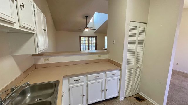 105 Arricola Ave E, St Augustine, FL 32080