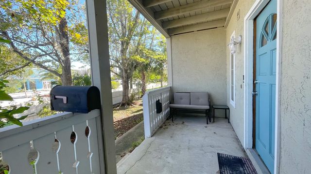 105 Arricola Ave E, St Augustine, FL 32080