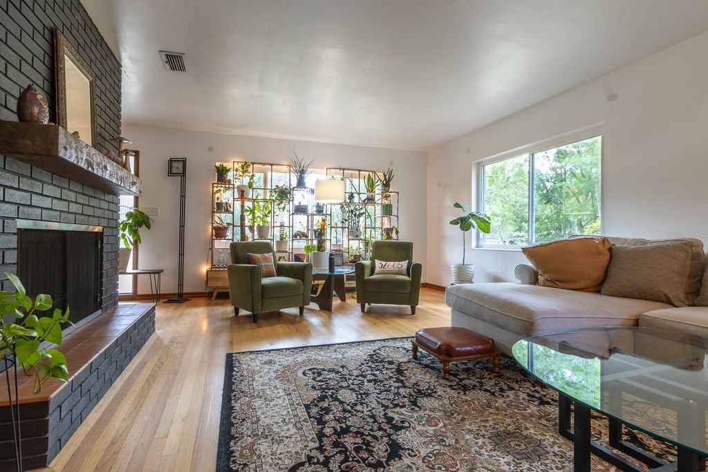 Image 13 of property listing at 1303 NW 31ST STREET, Gainesville, FL 32605