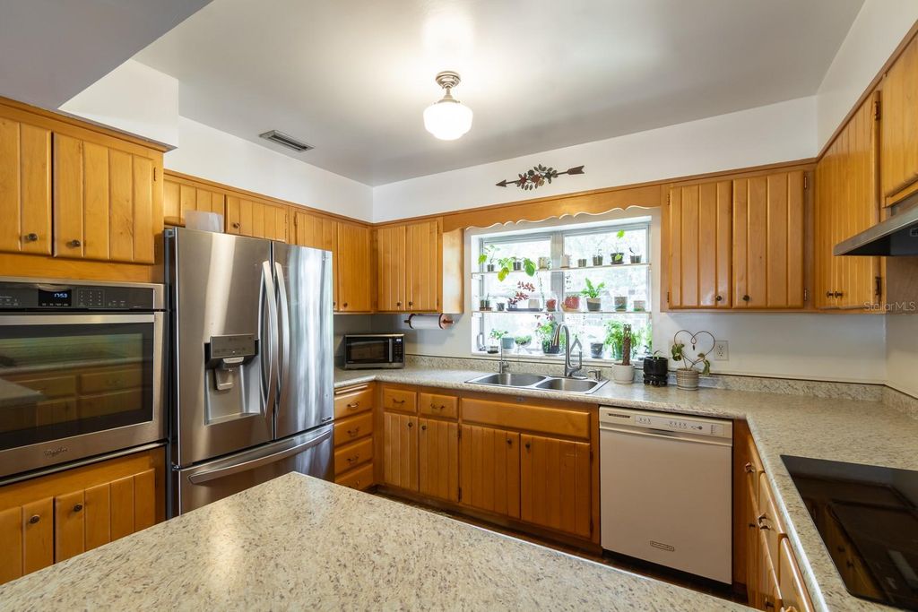 Image 3 of property listing at 1303 NW 31ST STREET, Gainesville, FL 32605