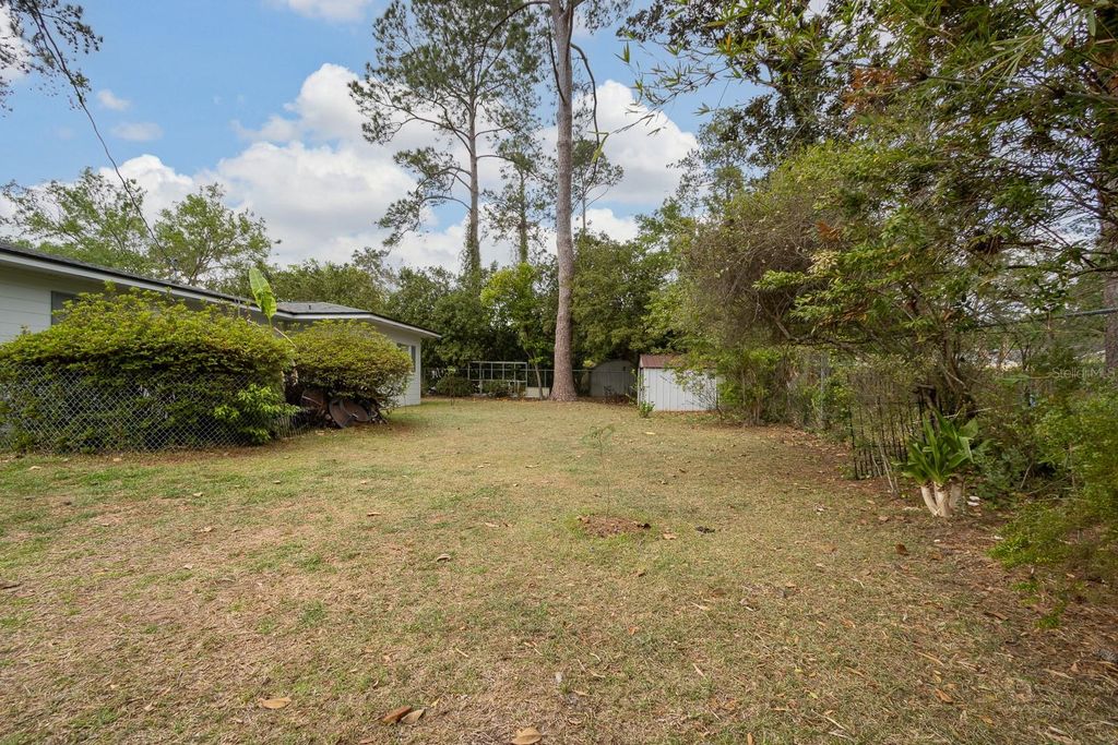 Image 33 of property listing at 1303 NW 31ST STREET, Gainesville, FL 32605