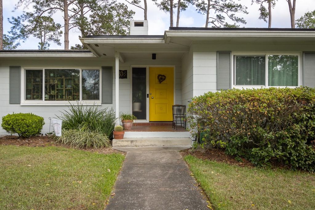 Image 6 of property listing at 1303 NW 31ST STREET, Gainesville, FL 32605