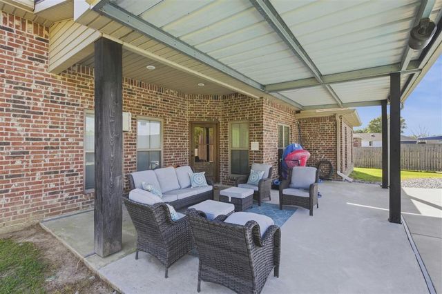 1291 Siouxan Drive, Lake Charles, LA 70611