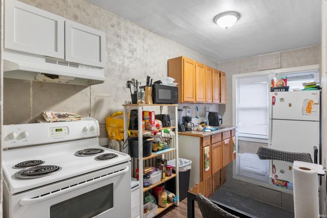 708 W Jackson Street, Muncie, IN 47305