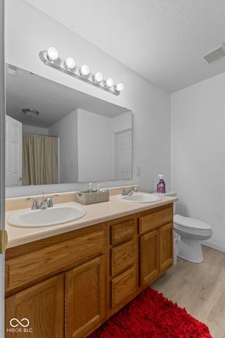 13670 N Ayrshire Circle, Camby, IN 46113