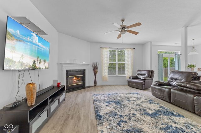 13670 N Ayrshire Circle, Camby, IN 46113