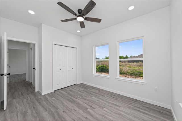 6925 Road 5503, Cleveland, TX 77327
