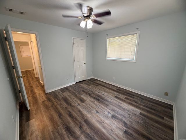 1614 S Boston Place, Russellville, AR 72801