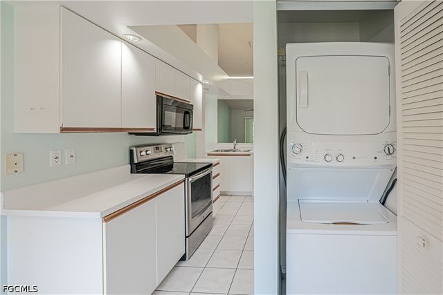 109 Wading Bird CIR 206, Naples, FL 34110