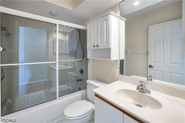 109 Wading Bird CIR 206, Naples, FL 34110