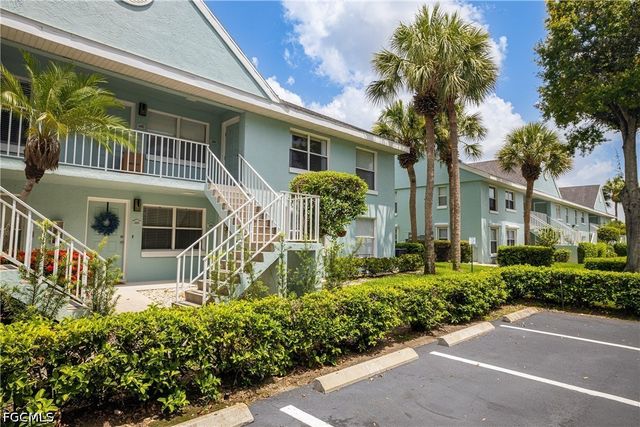 109 Wading Bird CIR 206, Naples, FL 34110